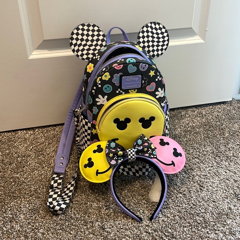 Loungefly y2k mini backpack with matching ears *item is at its lowest price